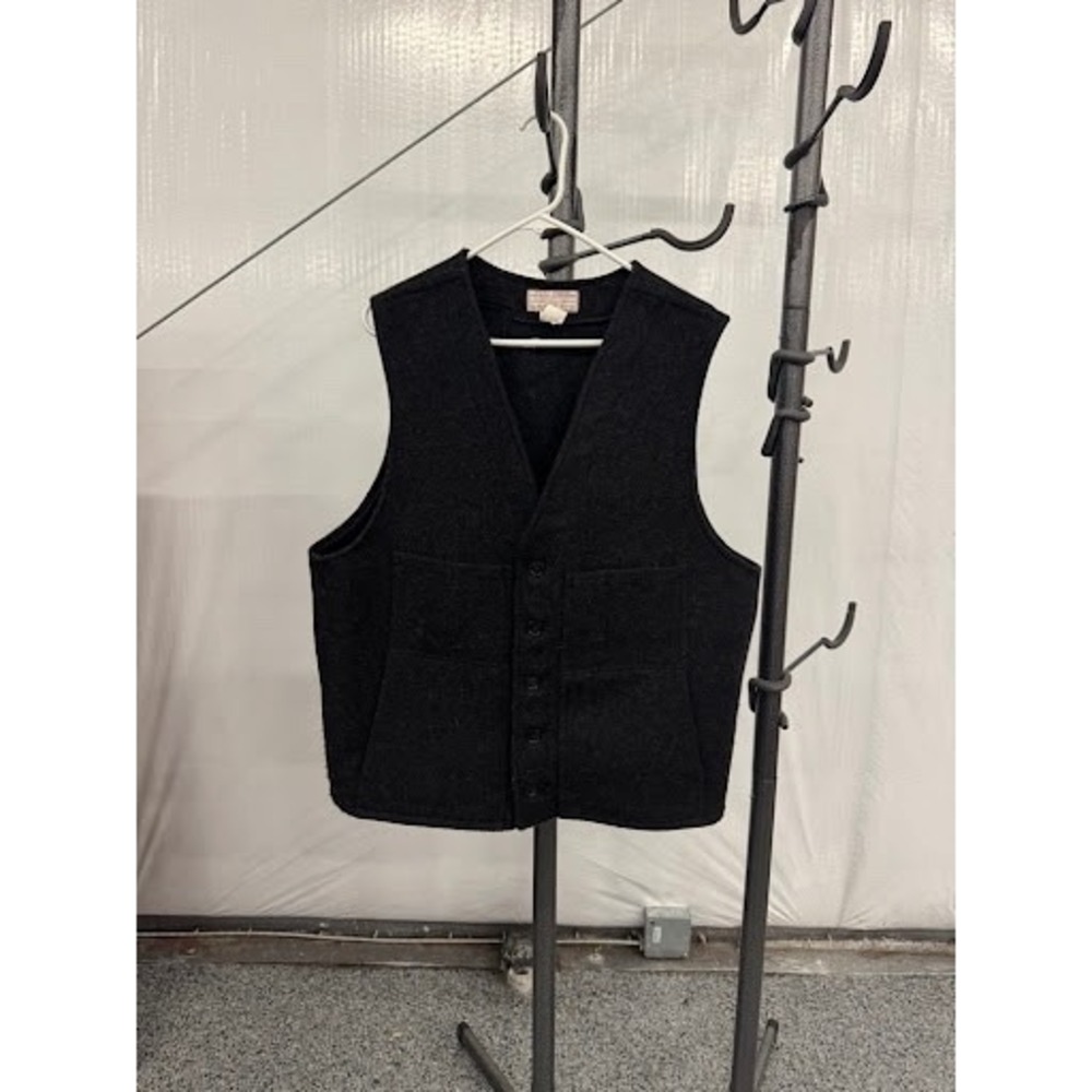 Filson Mackinaw Wool Vest Charcoal Mens 44 Style 20 Made in USA Vintage Repaired